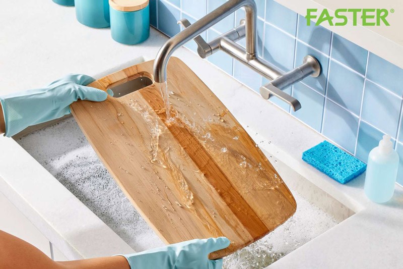 Hướng dẫn vệ sinh dao thớt để loại bỏ vi khuẩn hiệu quả