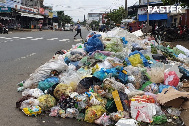 Rác sinh hoạt là gì? 5 giải pháp xử lý rác thải sinh hoạt 