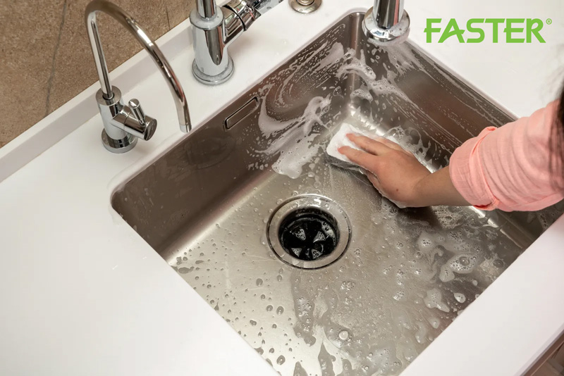 Cách vệ sinh máy huỷ rác