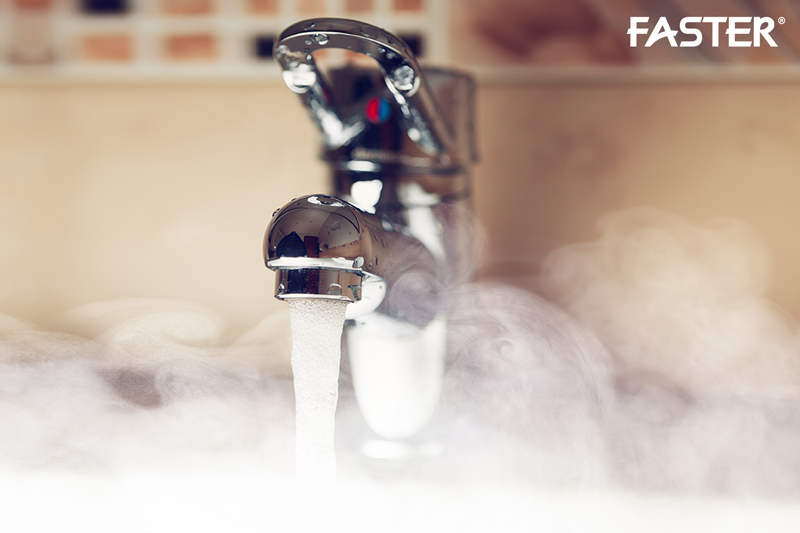 nhiệt độ nước gây cặn vôi trên vòi rửa bát